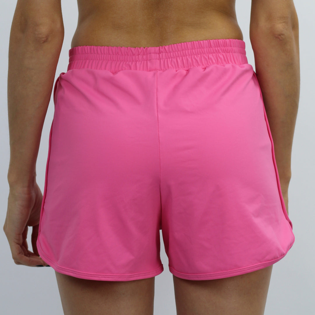 Short Under Rosa